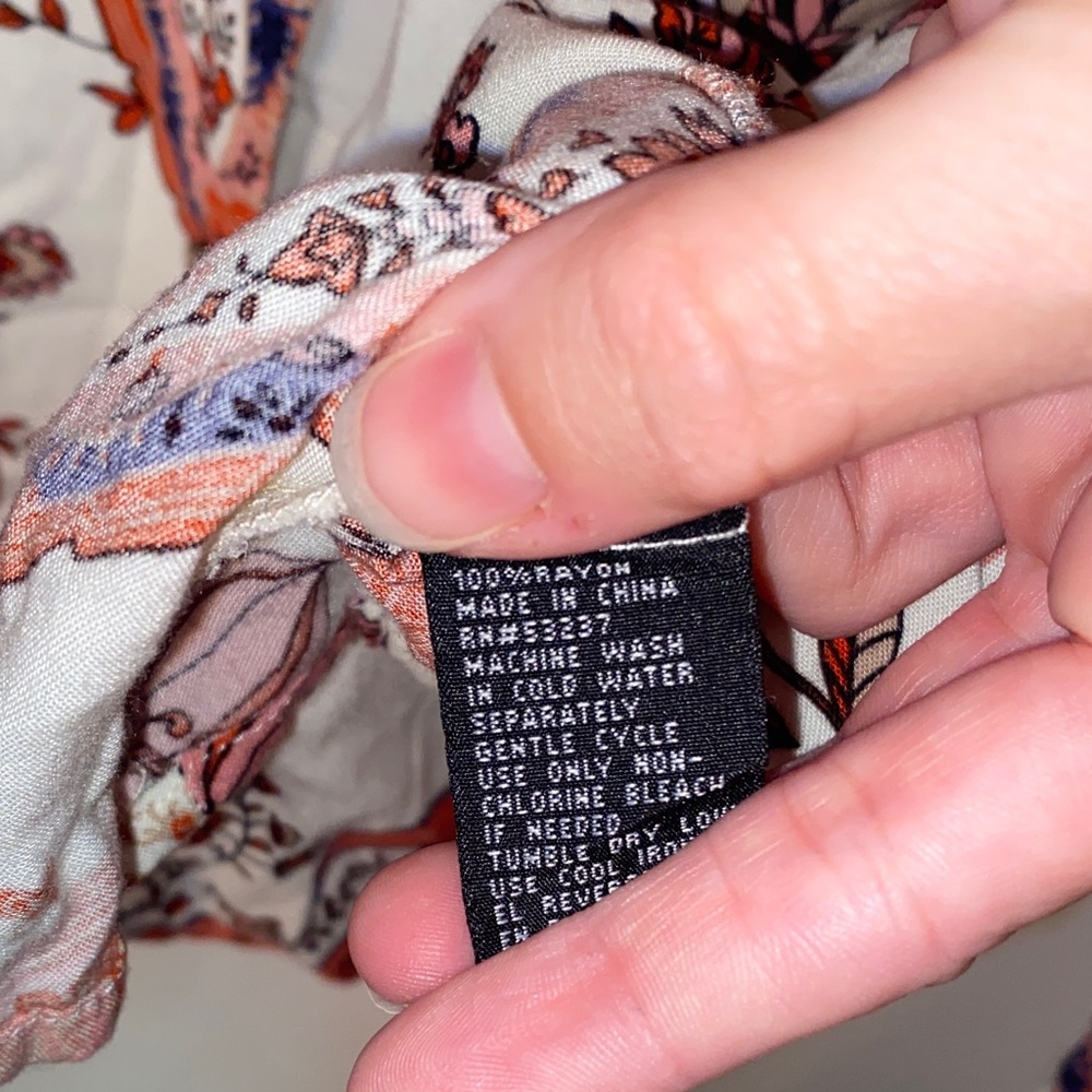 Unique Spectrum Floral Paisley Blouse - Red and Cream - Picture 5 of 6